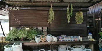 Рольставни на прилавочной торговой точке
